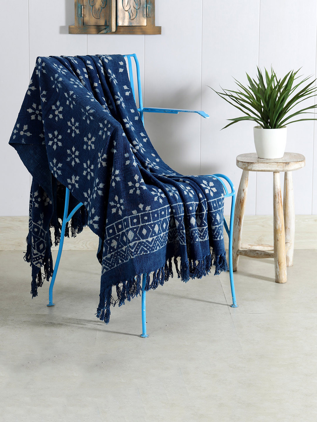 HANDICRAFT PALACE Blue Floral Printed Cotton Throw