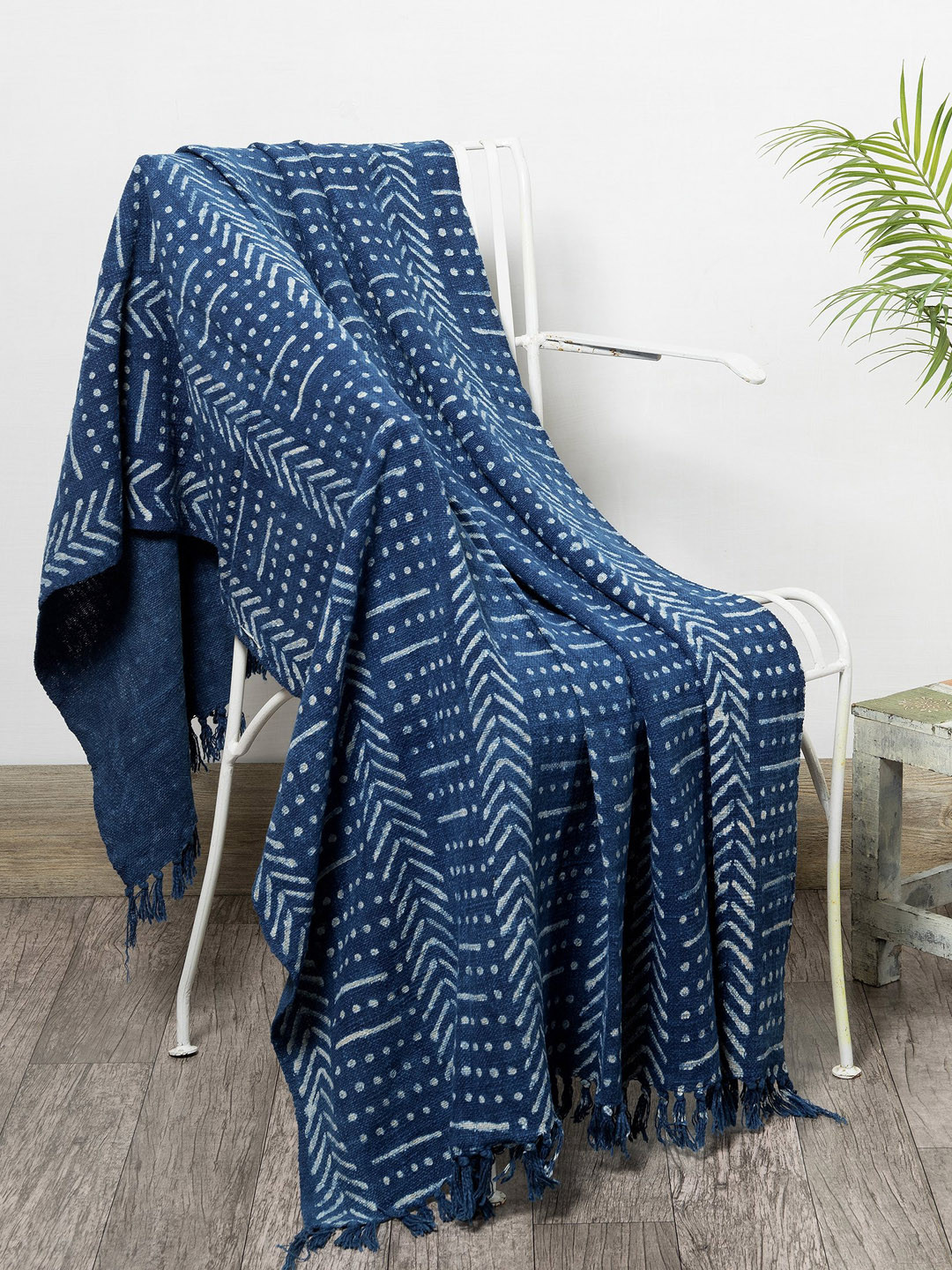 HANDICRAFT PALACE Blue & White Printed Sofa Cotton Throw