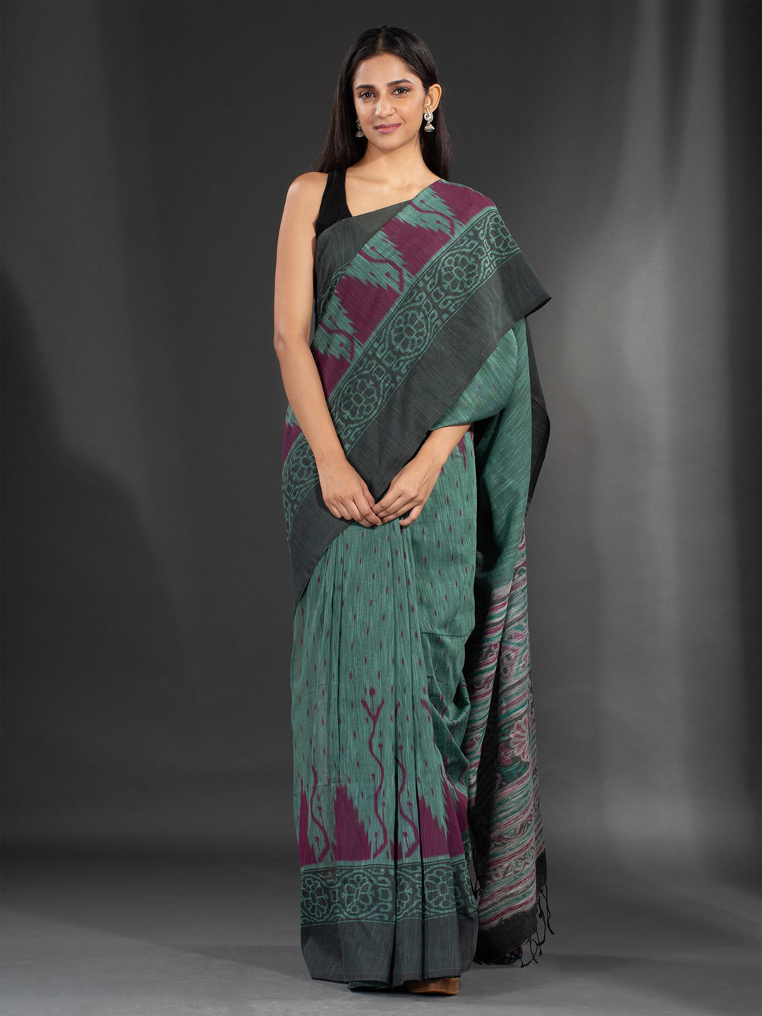 Charukriti Green & Purple Pure Cotton Saree