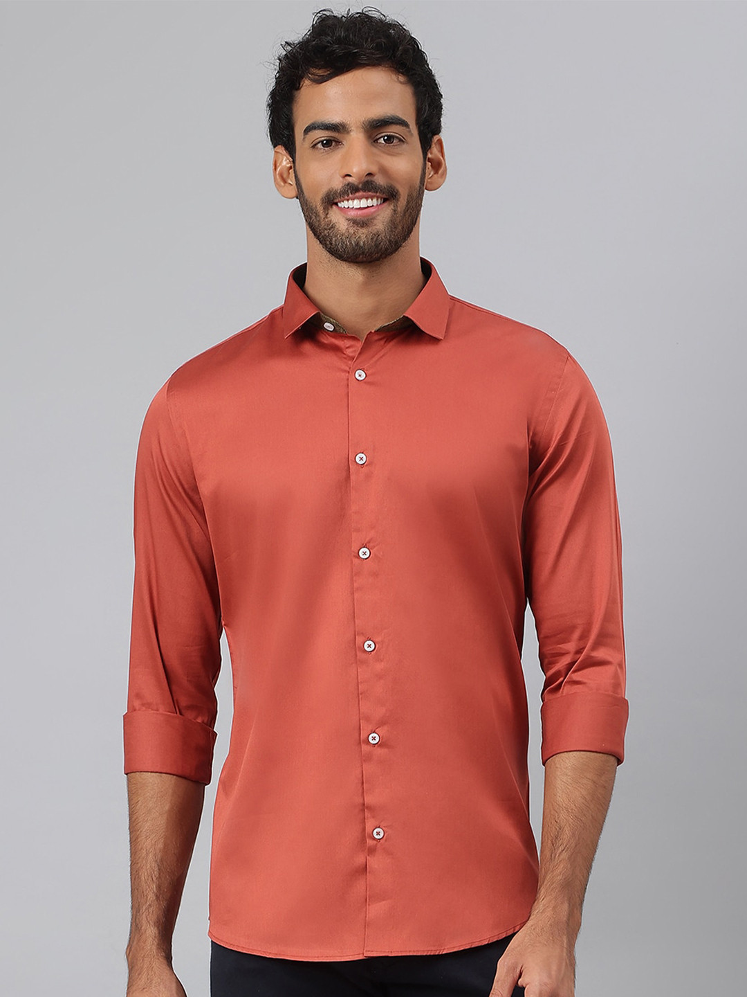 MR BUTTON Men Rust Smart Slim Fit Cotton Casual Shirt