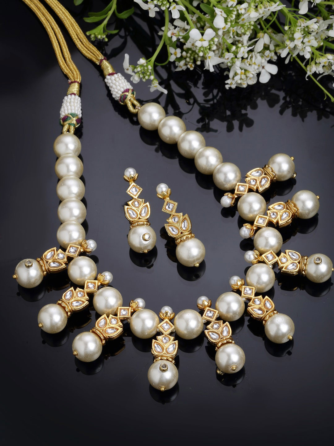 DUGRISTYLE Gold-Plated Off White & White Kundan Beaded & Studded Jewellery Set