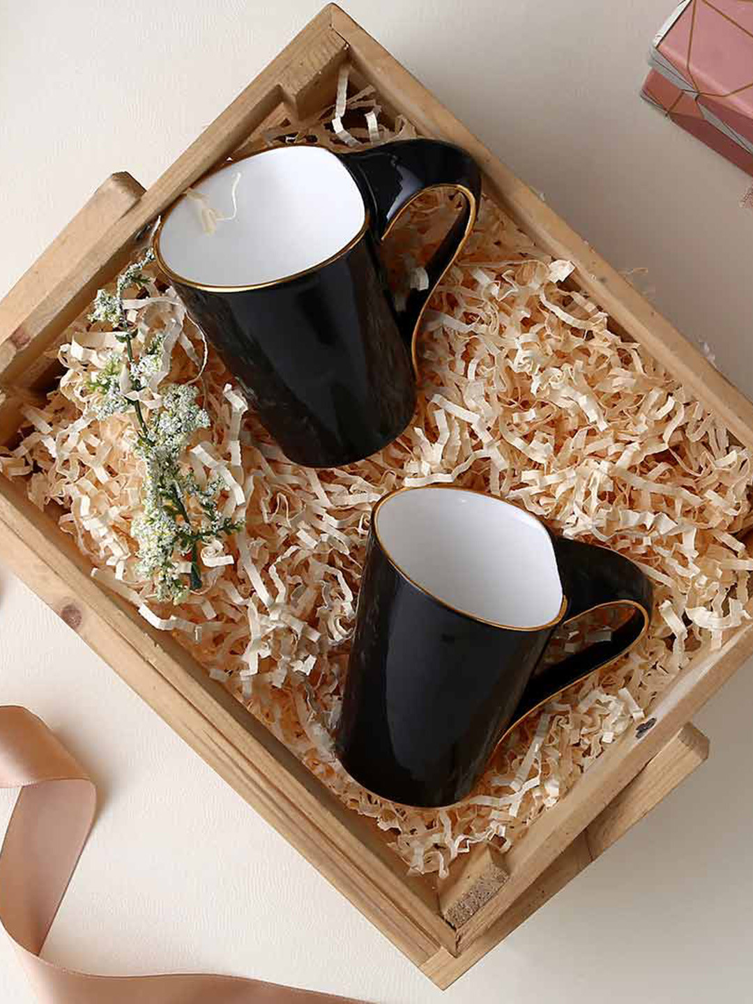 Wonderchef Kalamkari Black Bone China Microwave Safe 2 Piece Mugs-190ml