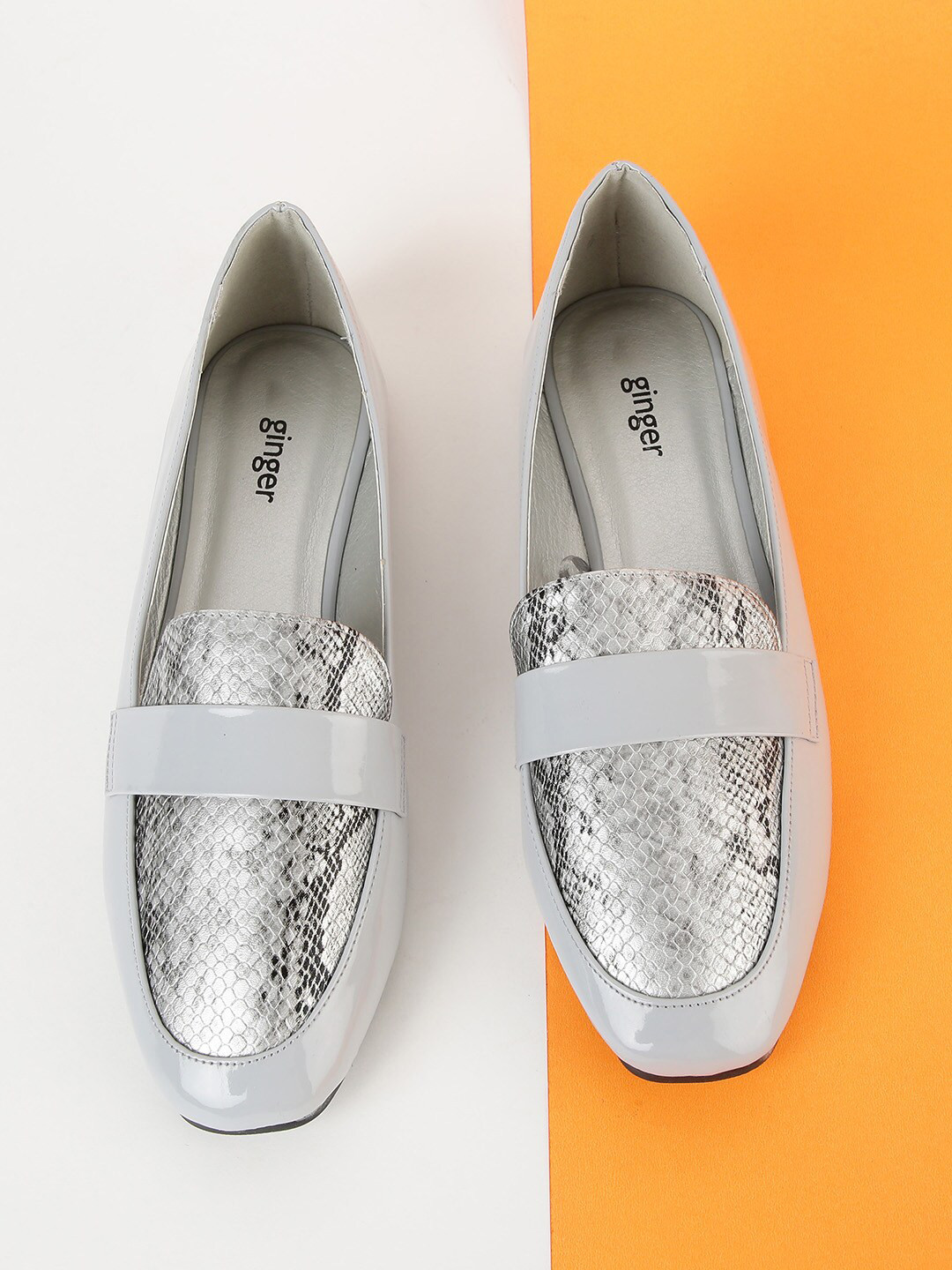 Ginger by Lifestyle Women Grey Printed Slip-On Sneakers