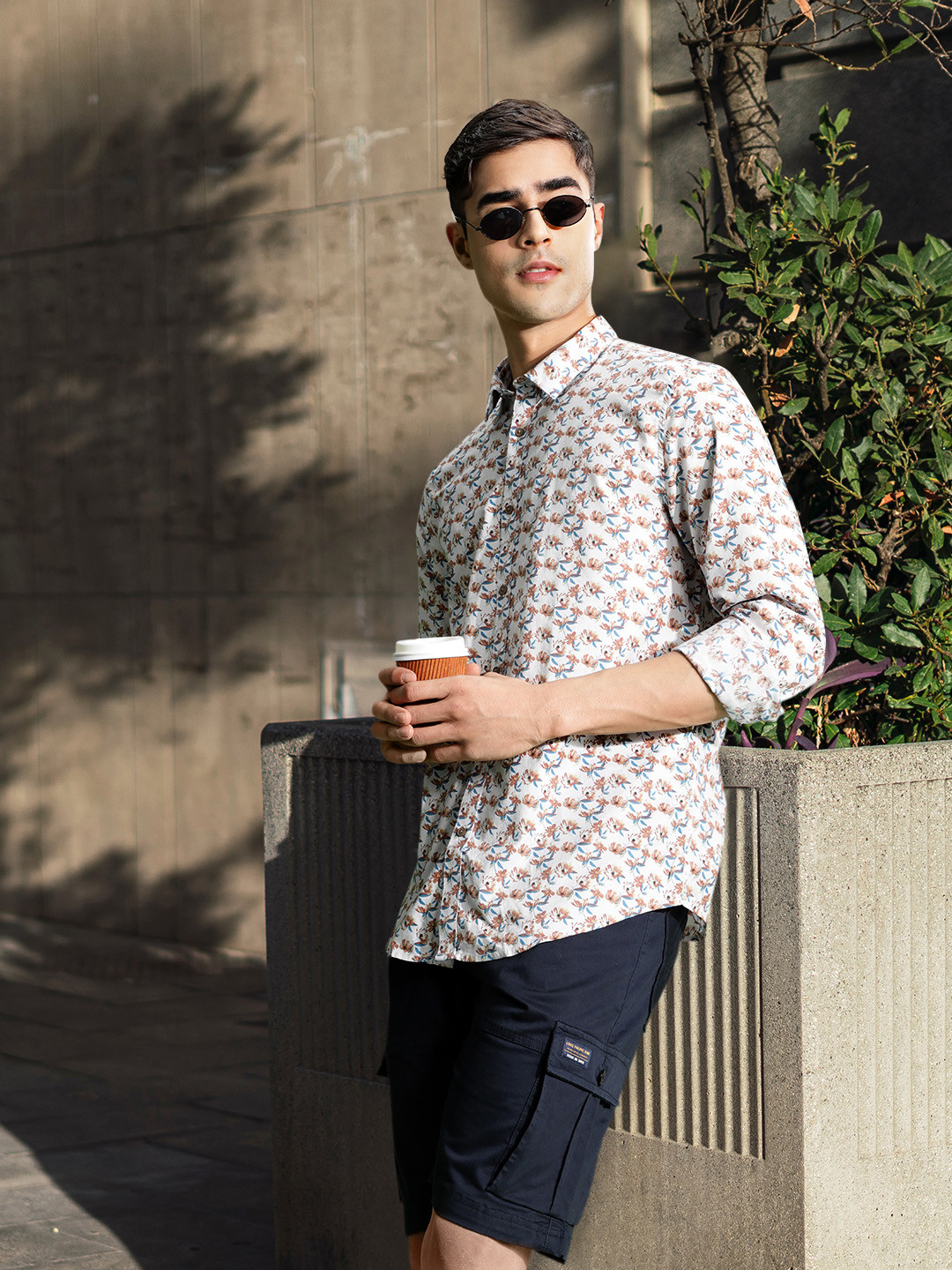 Blackberrys Men White & Brown India Slim Fit Floral Printed Pure Cotton Casual Shirt