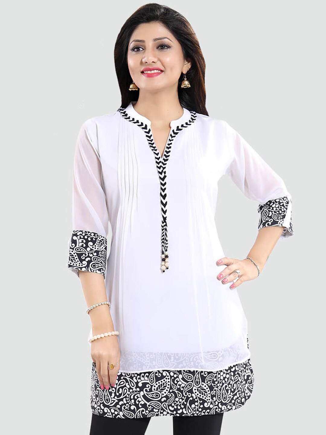 Saree Swarg White & Black Mandarin Collar Tunic
