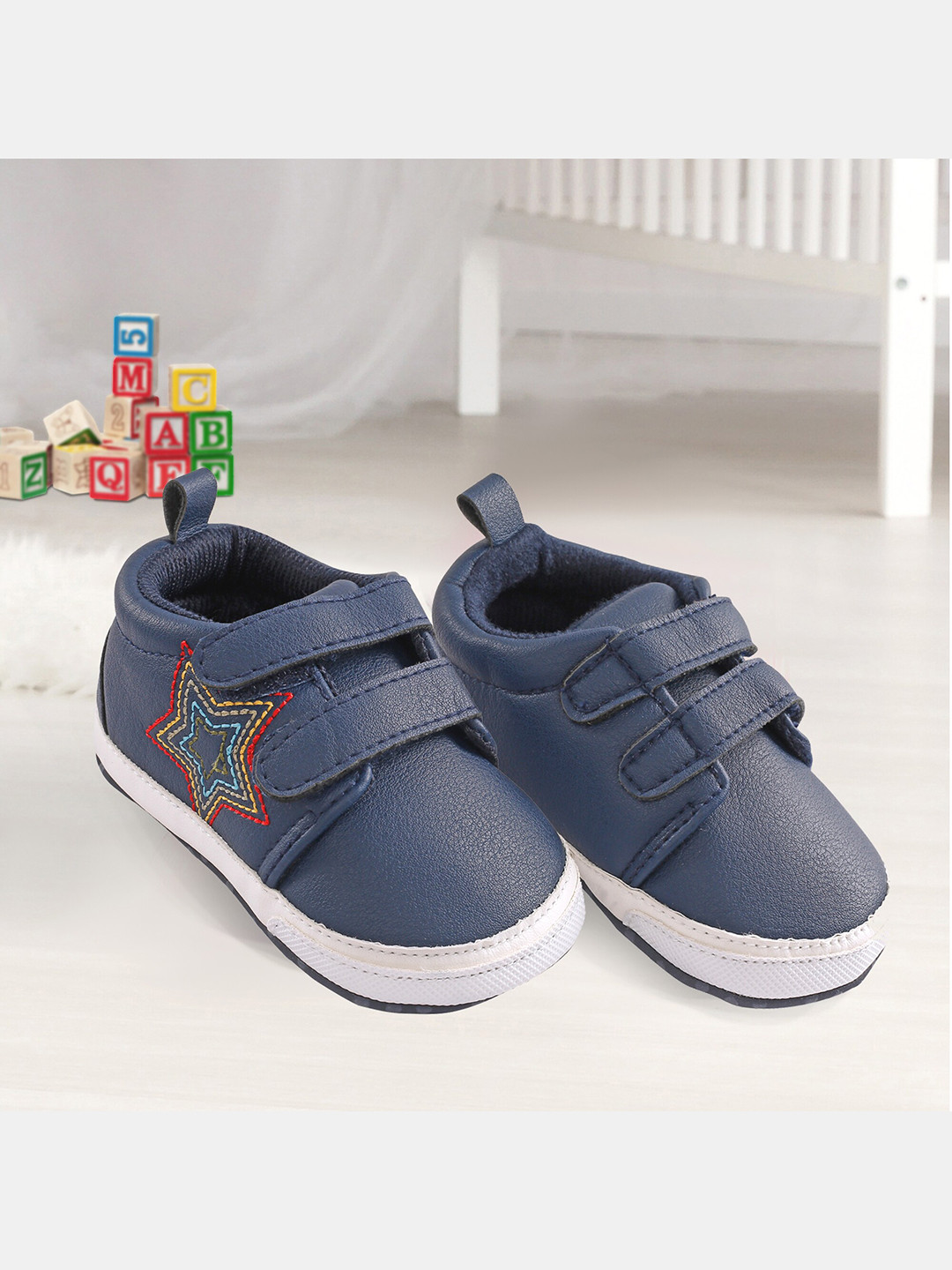 Baby Moo Kids Blue Star-Patterned Booties