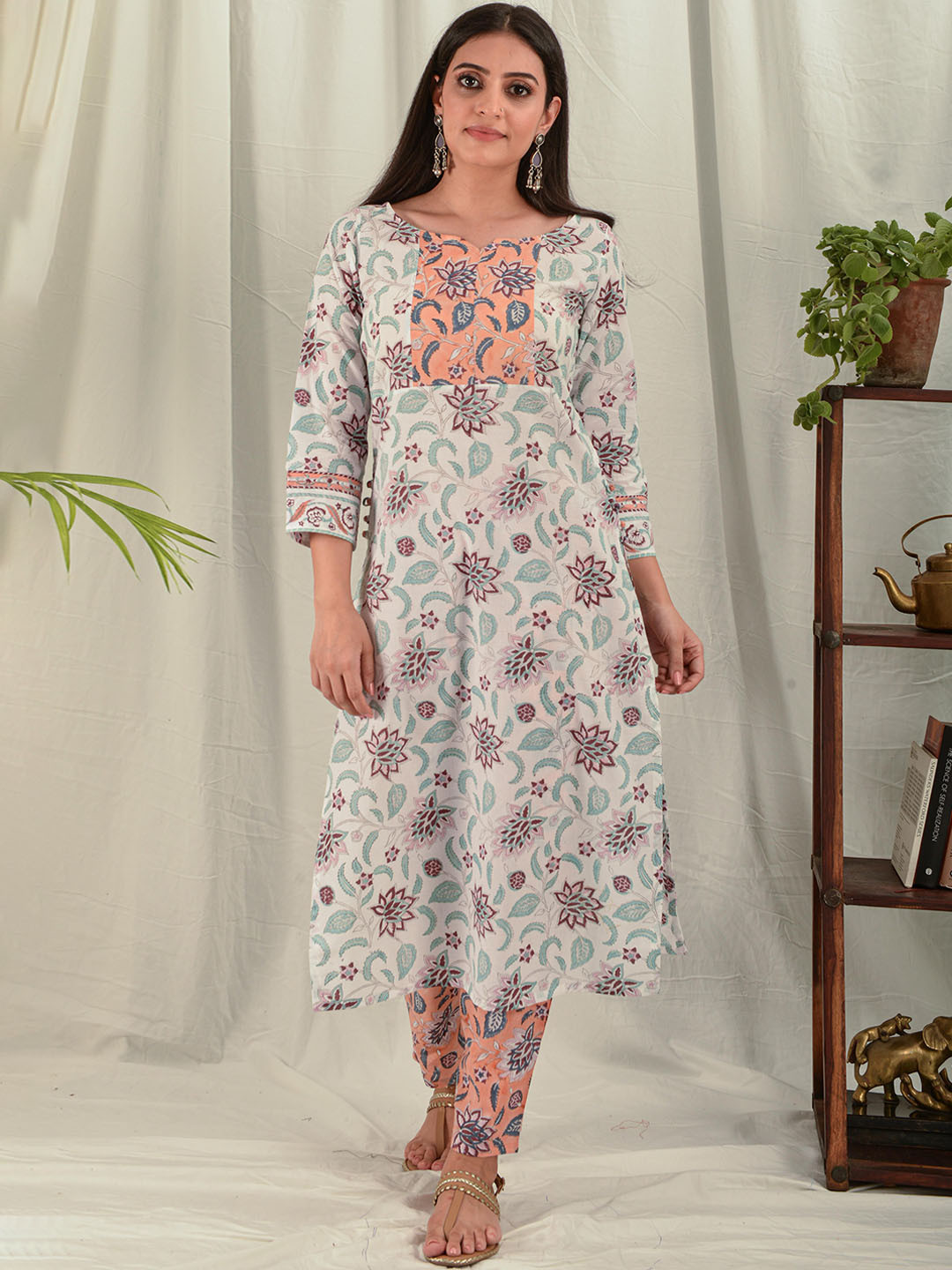 House of Dhaaga Women Off White & Maroon Printed Block Print Cotton Kurta