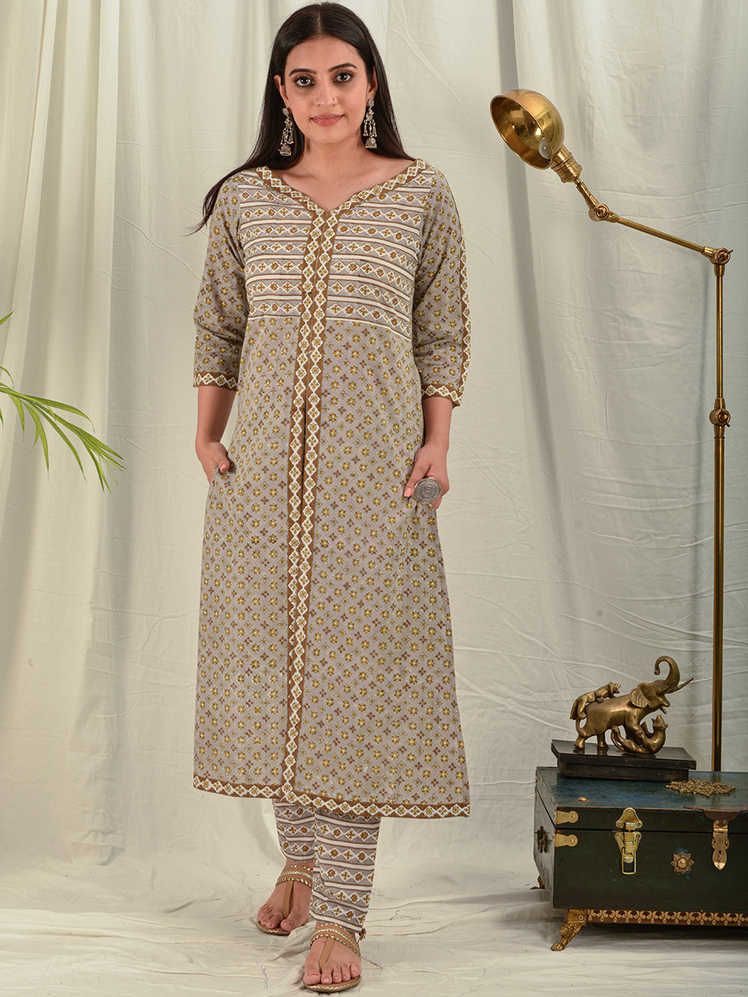 House of Dhaaga Women Silver-Toned Ethnic Motifs Printed Block Print Kurta