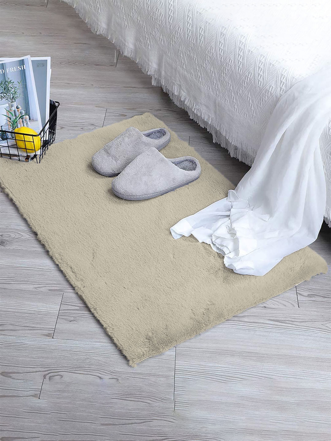 LUXEHOME INTERNATIONAL Beige Solid Bath Rugs