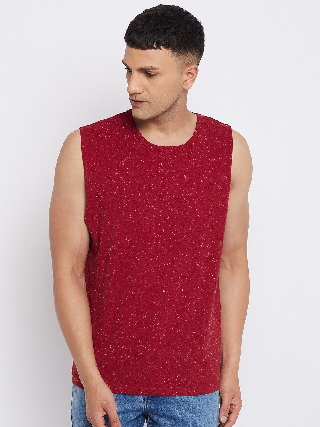 Hypernation Men Maroon Solid T-shirt