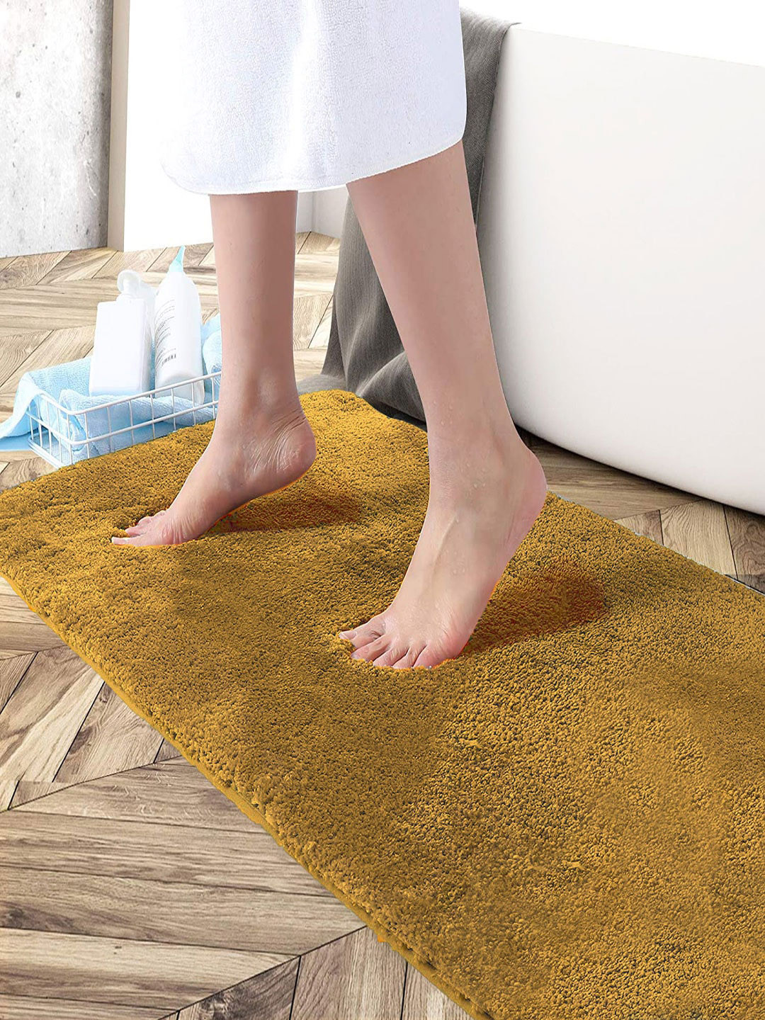 LUXEHOME INTERNATIONAL Gold Toned Cotton Anti-Skid Door Mat