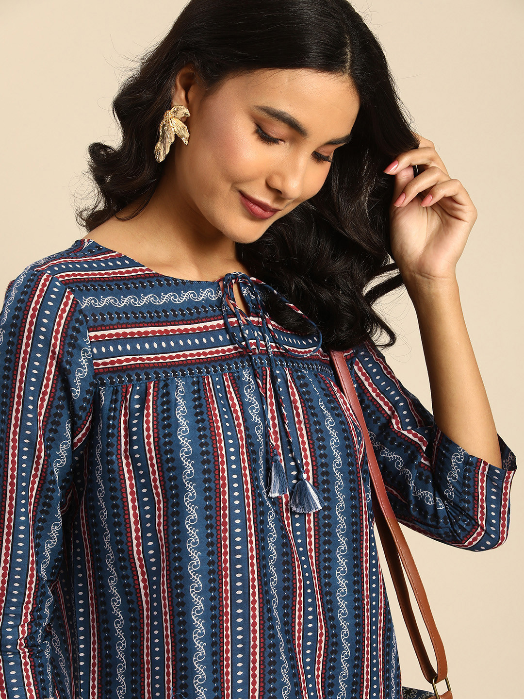 all about you Women Blue & Red Ethnic Motifs Striped Pure Cotton Short Kurti