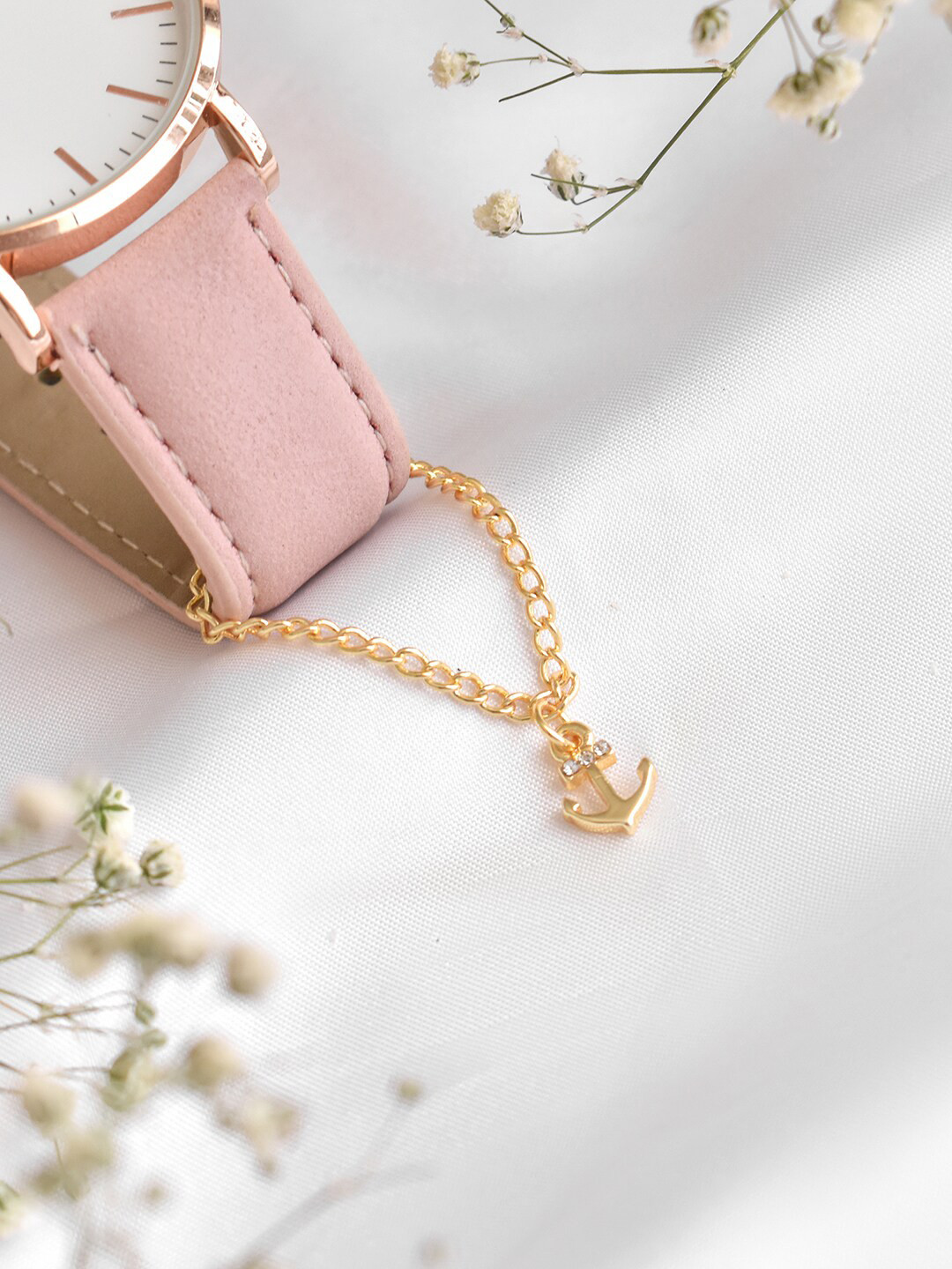 JOKER & WITCH Gold Anchor Shaped Watch Charm