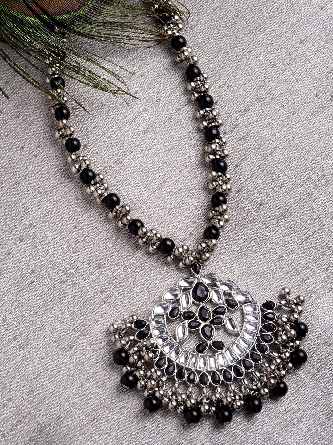 KARATCART Black & White Silver-Plated Oxidised Necklace