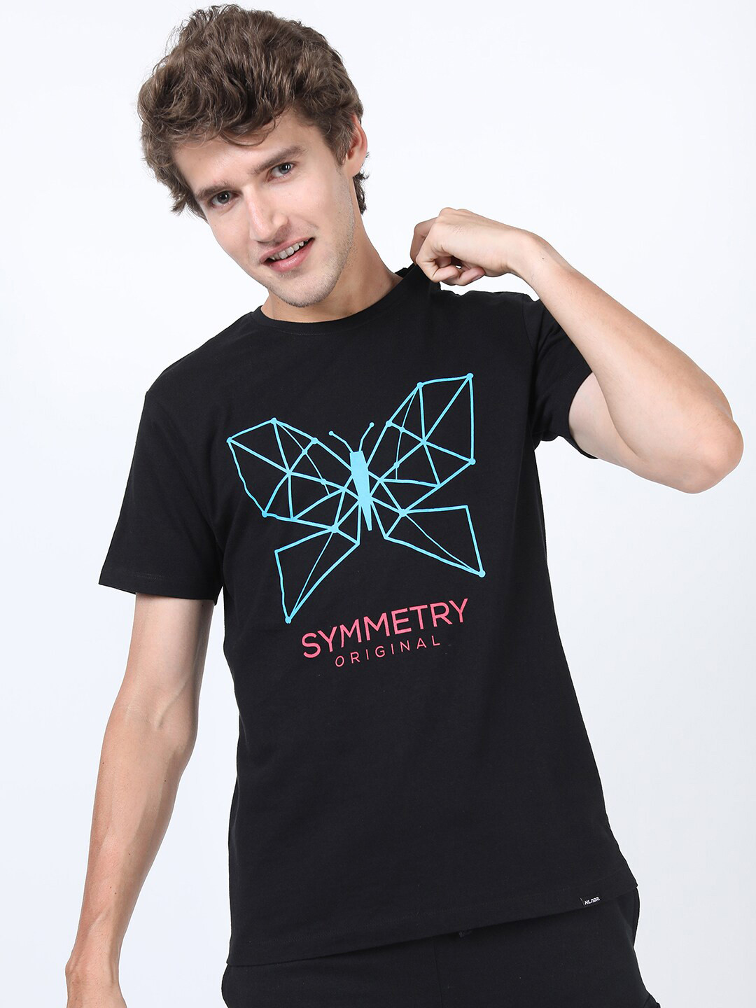 HIGHLANDER Men Black & Blue Printed Slim Fit Cotton T-shirt