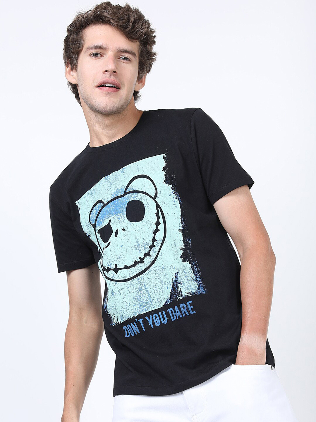 HIGHLANDER Men Black & Blue Printed Slim Fit Cotton T-shirt