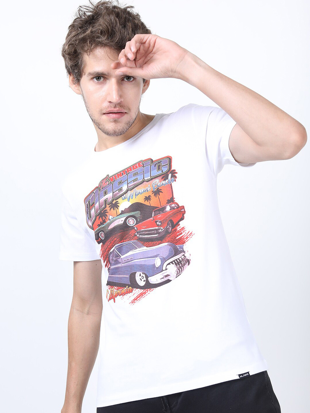 HIGHLANDER Men White Printed Slim Fit Cotton T-shirt