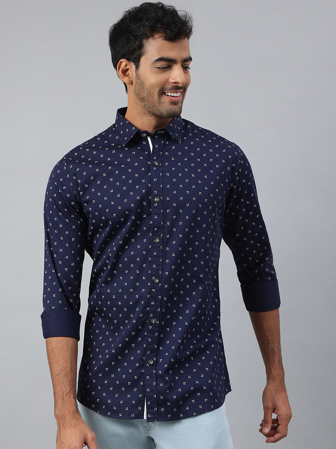 MR BUTTON Men Navy Blue Slim Fit Printed Casual Shirt