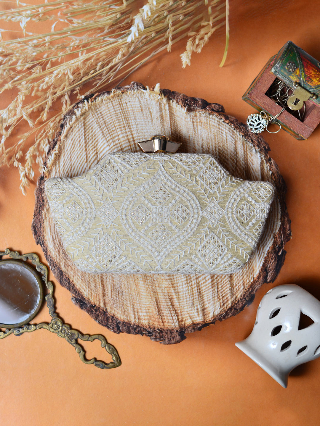 ARTKLIM Beige & White Embroidered Box Clutch