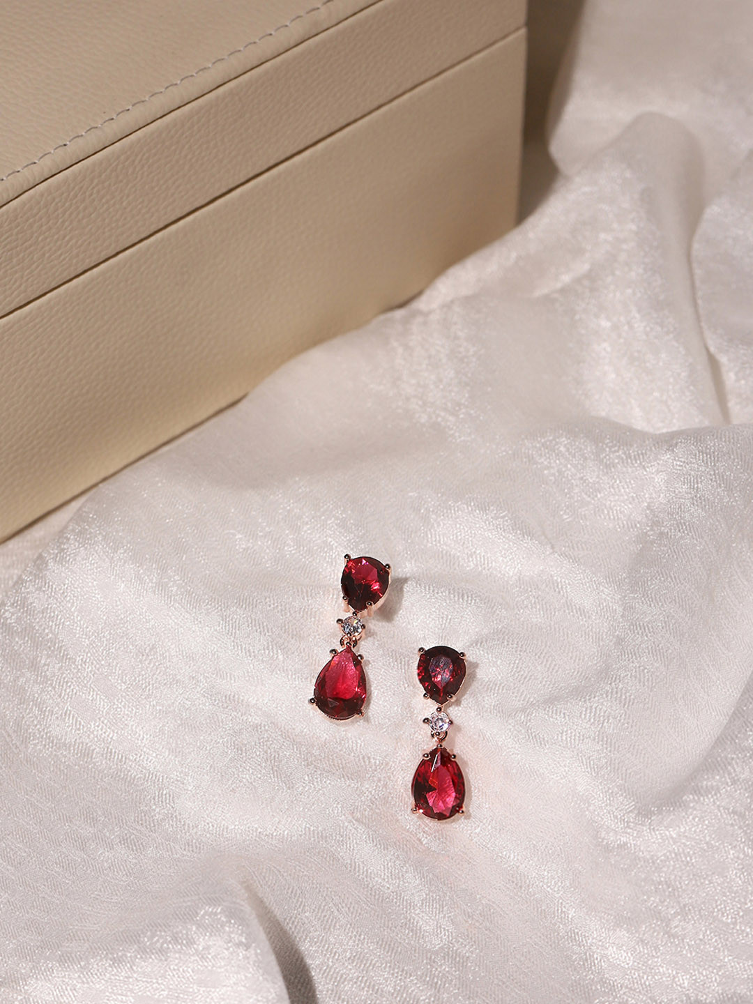 RITU SINGH Sterling Silver Red Teardrop Shaped Drop Earrings