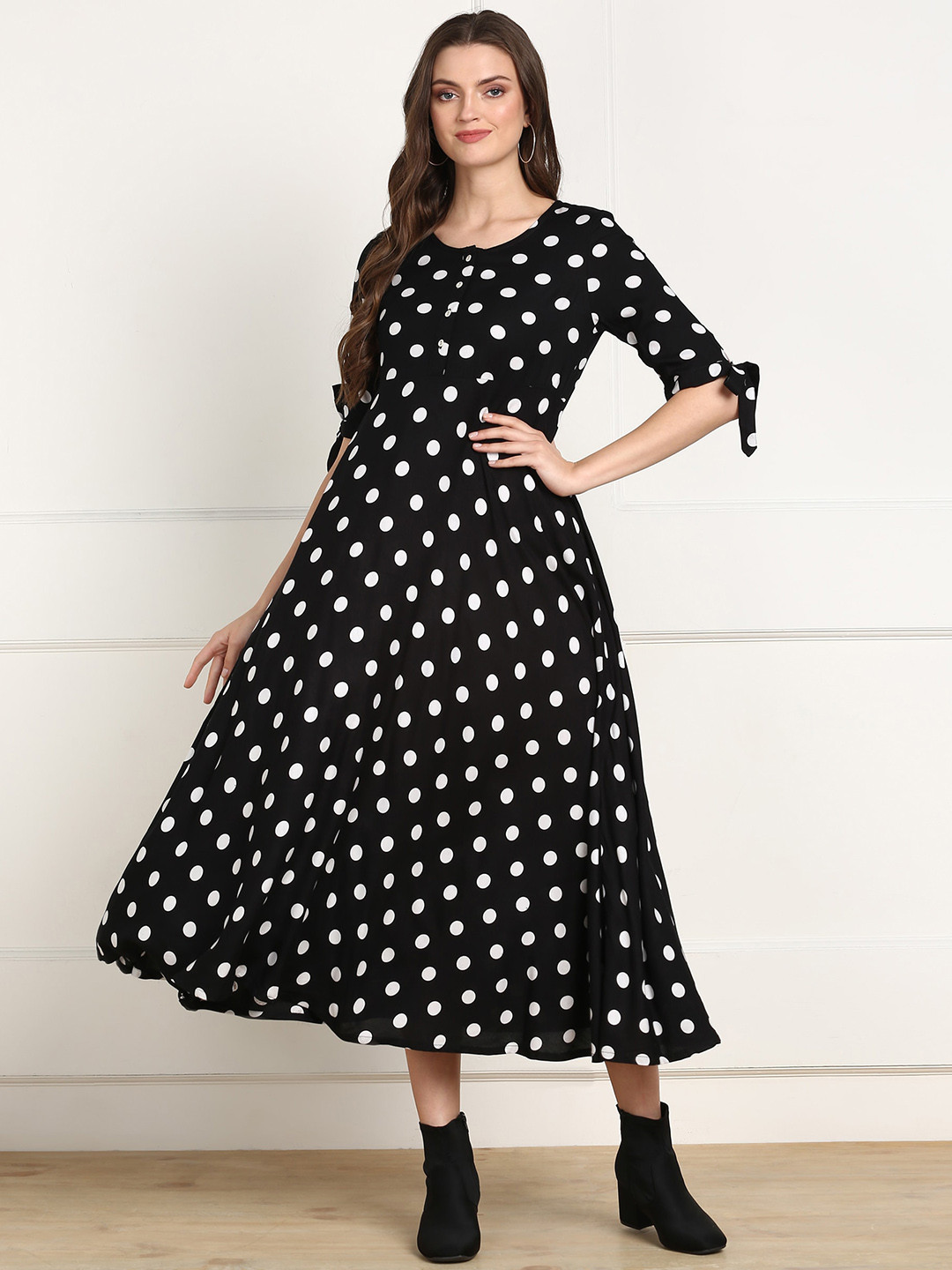 ZNX Clothing Black Polka Dot Printed Midi Dress