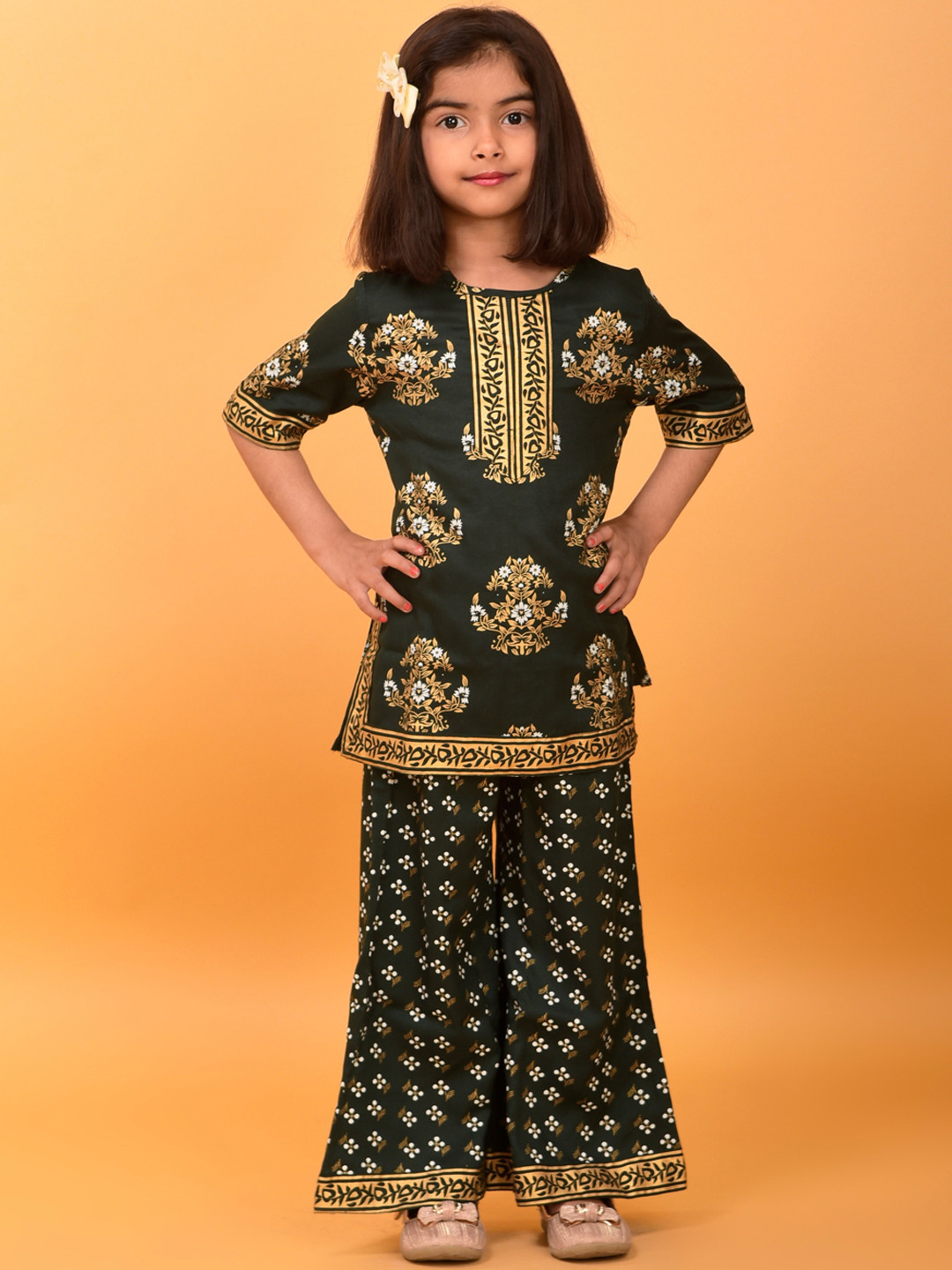 misbis Girls Green Ethnic Motifs Printed Kurti with Palazzos Set