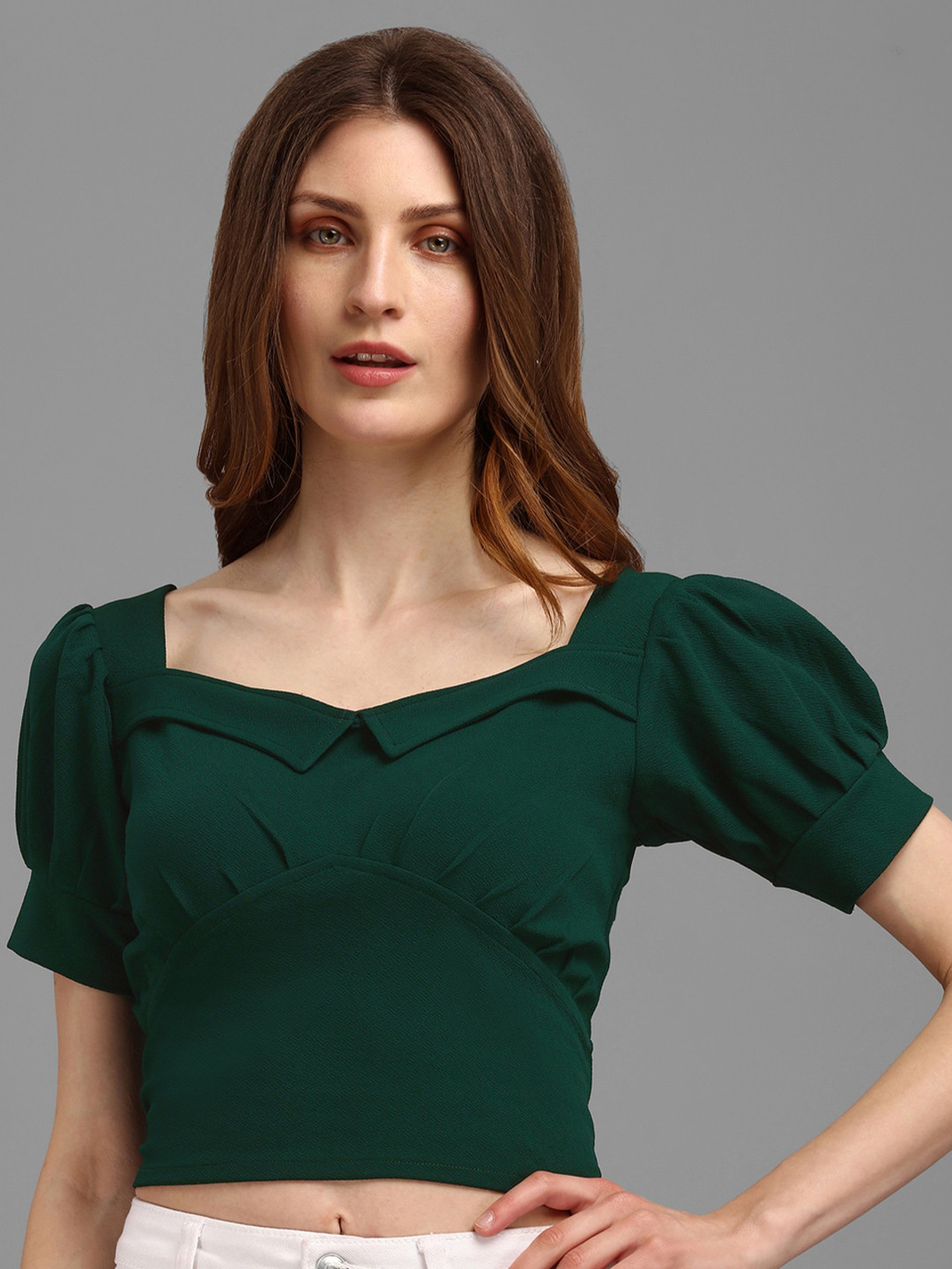 PURVAJA Green Sweetheart Neck Crop Top