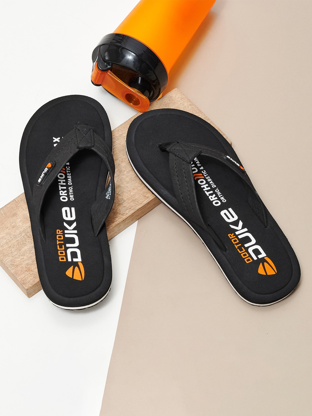 Duke Men Black & White Printed Room Slippers