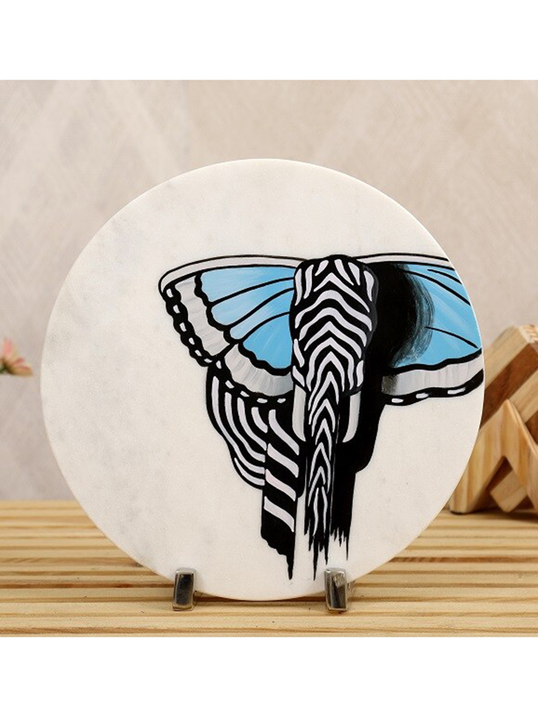 POSH-N-PLUSH Ravishingly Royal White Marble Glossy Living Room Medium Showpiece - 10 Inches