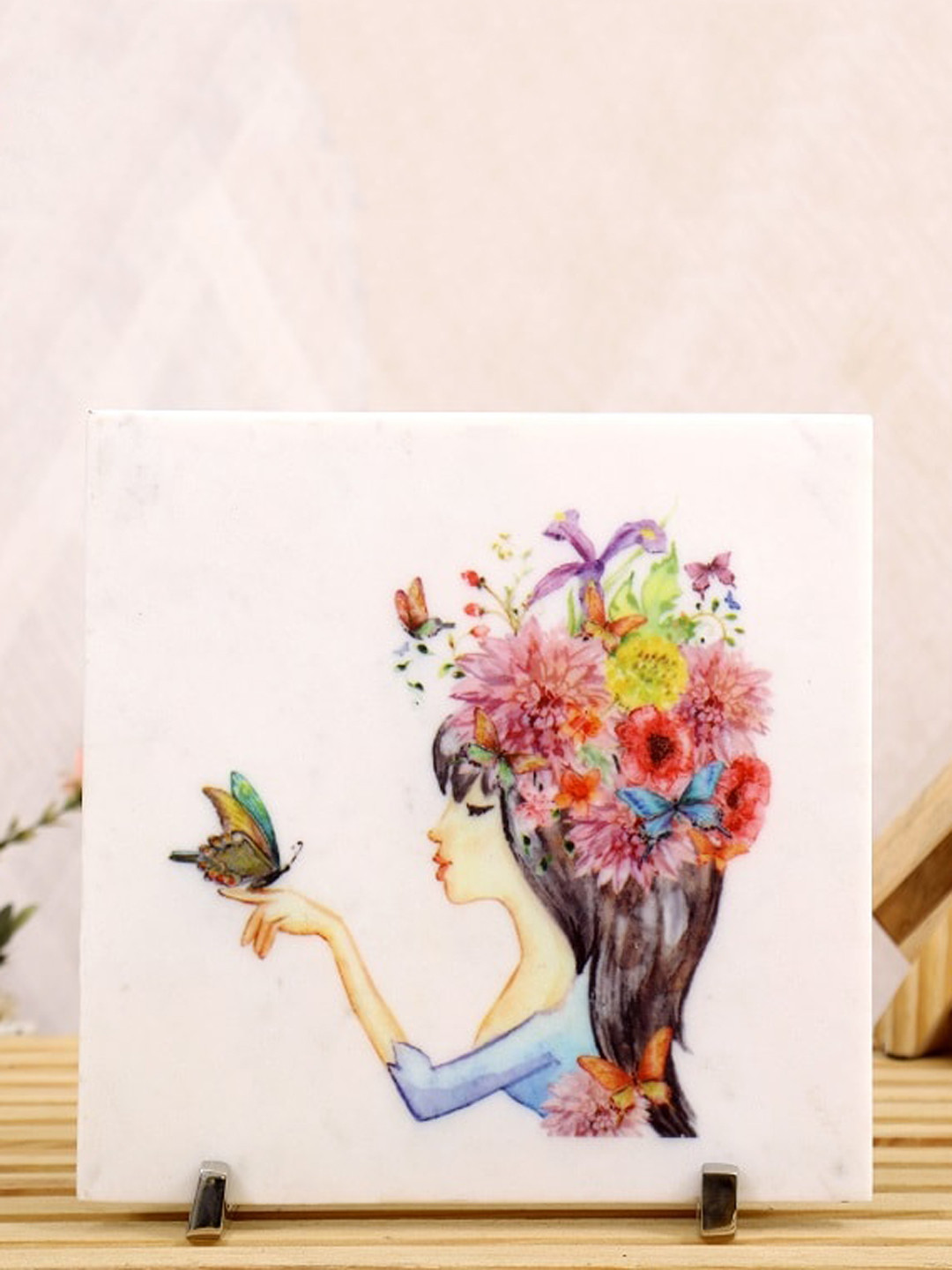 POSH-N-PLUSH Girl with Flowers Red Marble Glossy Living Room Medium Showpiece - 9.8 Inches