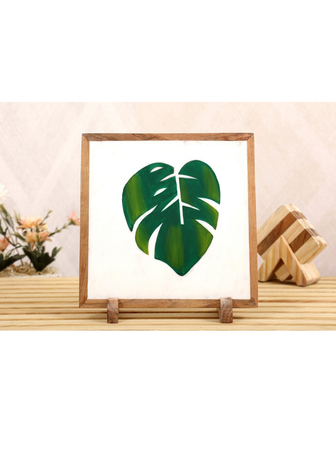 POSH-N-PLUSH Leaf White Marble Matte Living Room Medium Showpiece - 10 Inches