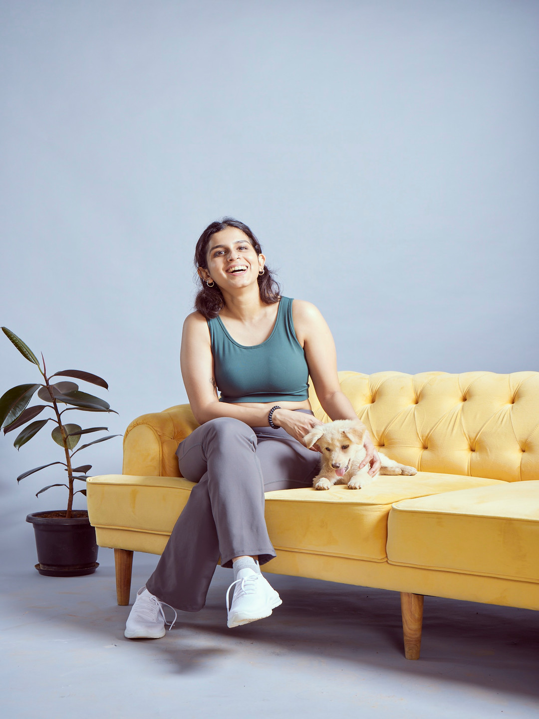 Blissclub Women Forest Green Wide Strapped Sports Bra with Removable Pads