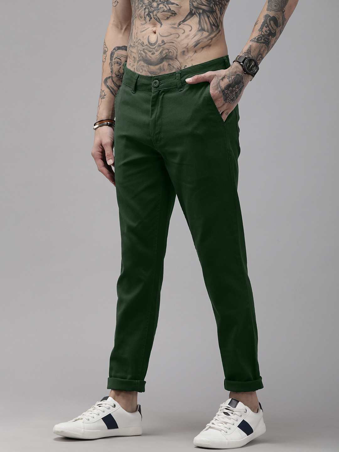 Roadster Men Green Solid Tapered Fit Trousers
