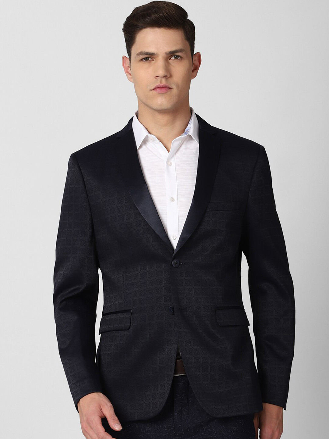 Van Heusen Men Black Checked Slim-Fit Single Breasted Formal Blazer