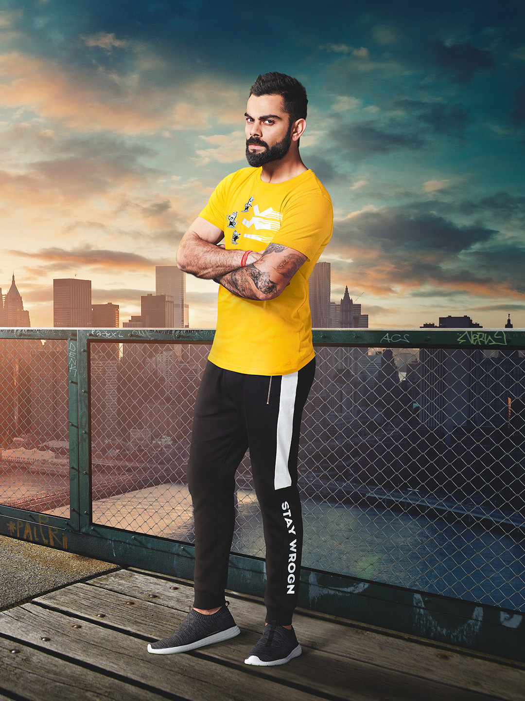 WROGN Men Yellow & White Minions Printed Pure Cotton Slim Fit T-shirt