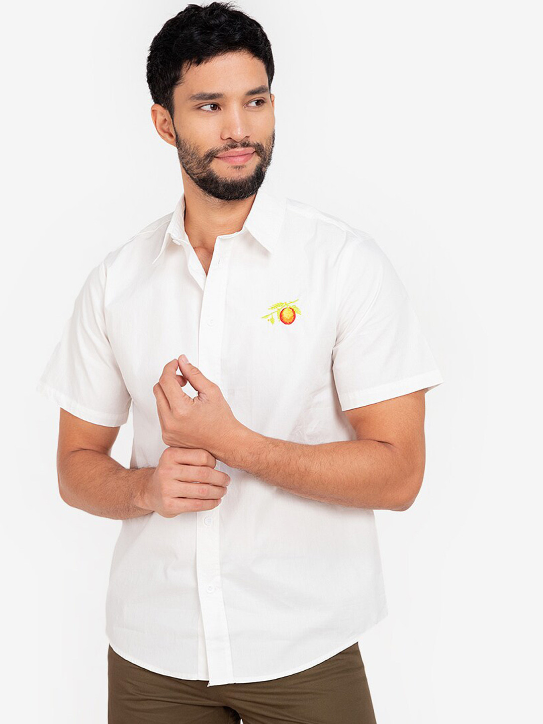 ZALORA BASICS Men White Embroidered Pure Cotton Casual Shirt