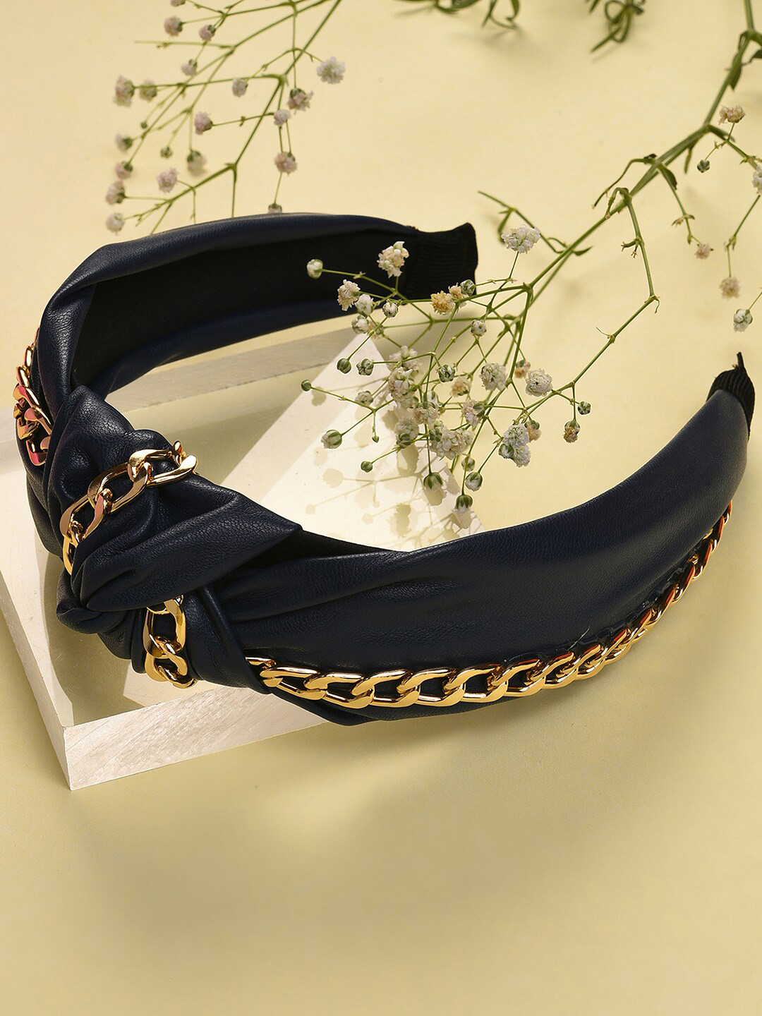 SOHI Women Black & Gold-Toned Chain Embellished Hairband