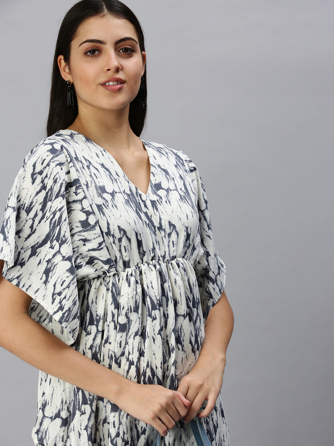 SHOWOFF White Crepe Kaftan Midi Dress