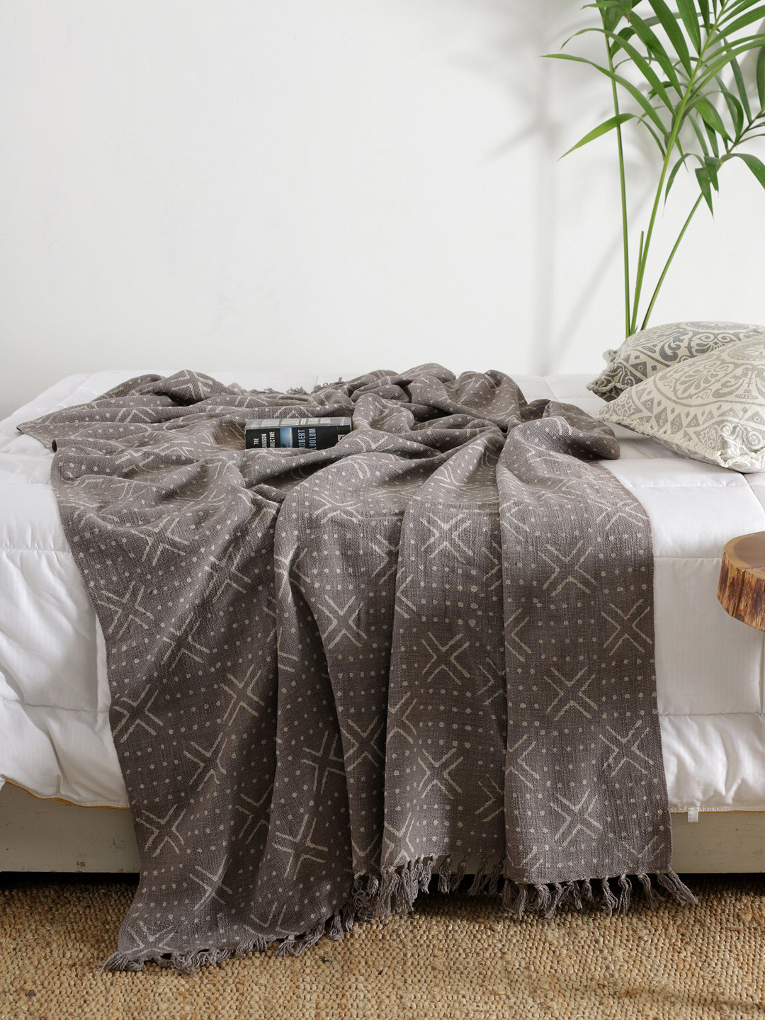 HANDICRAFT PALACE Grey Block Print Cotton Bed Throw