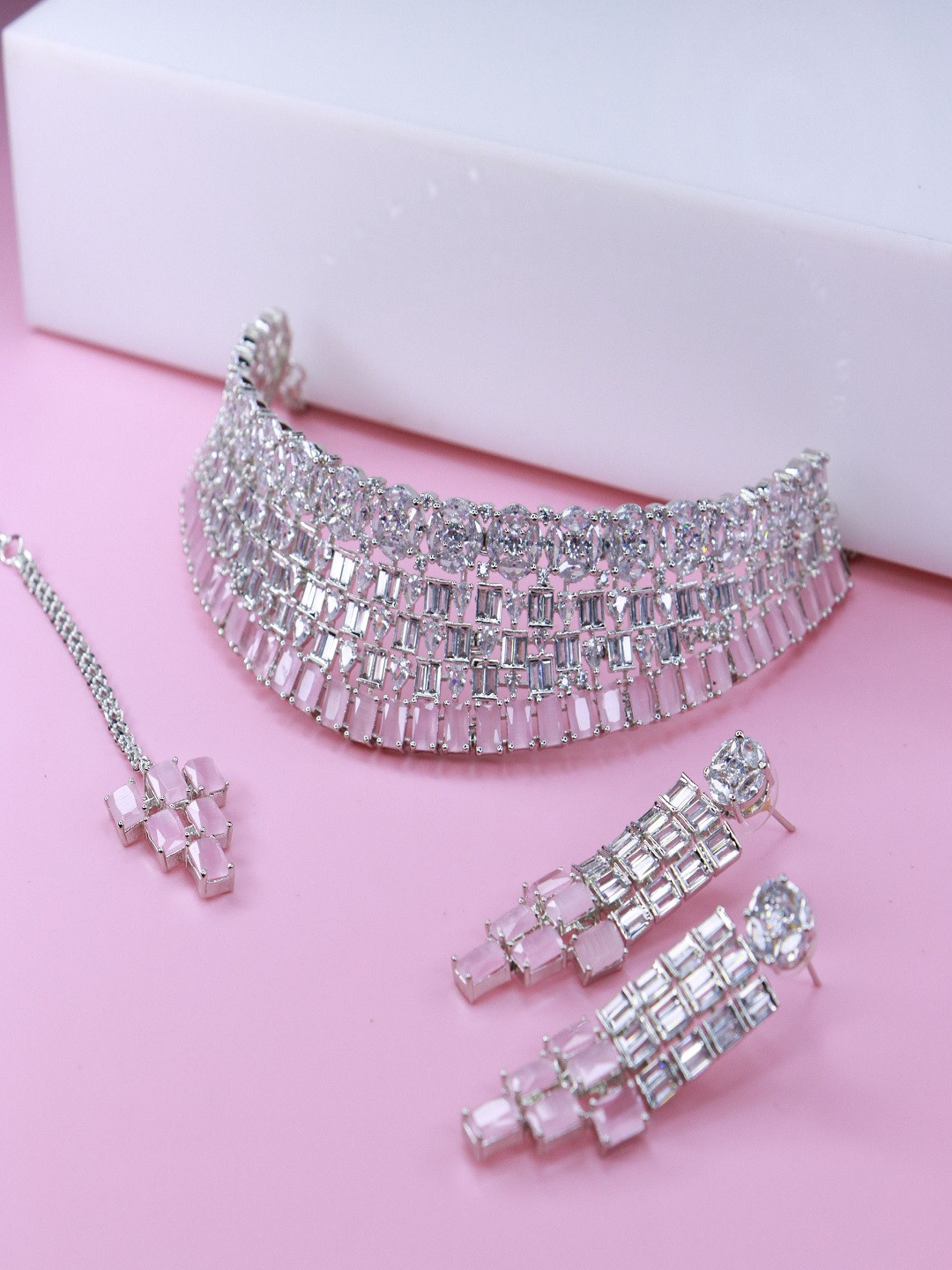 I Jewels Pink & White Floral Studded Choker Silver Plated Jewellery Set
