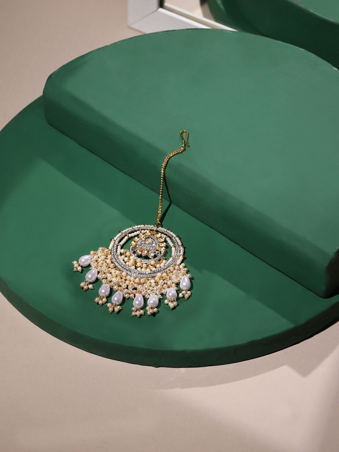 RITU SINGH Gold-Plated White Kundan Studded & Beaded Maang Tikka