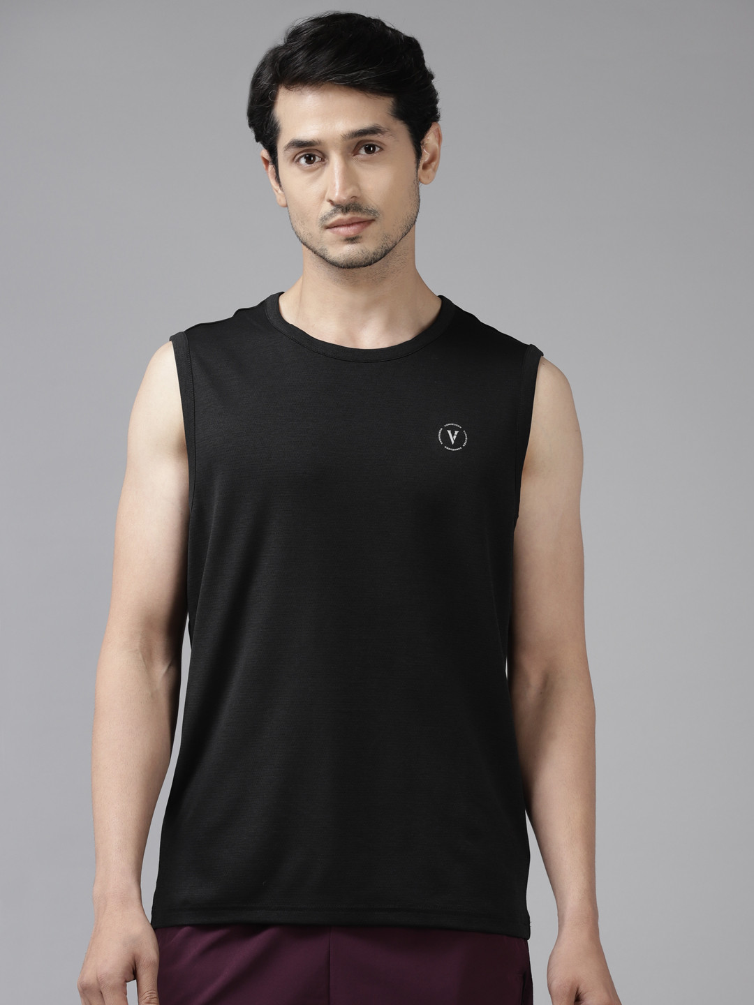 Van Heusen Flex Men Black Solid Active Fit Training T-shirt