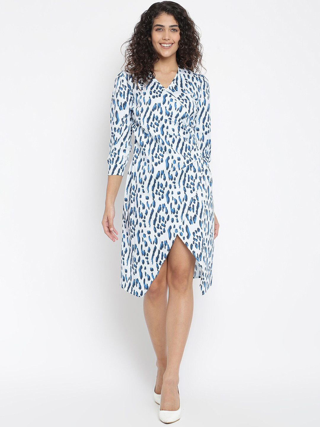 am ma Women White & Blue Color Wrap Dress