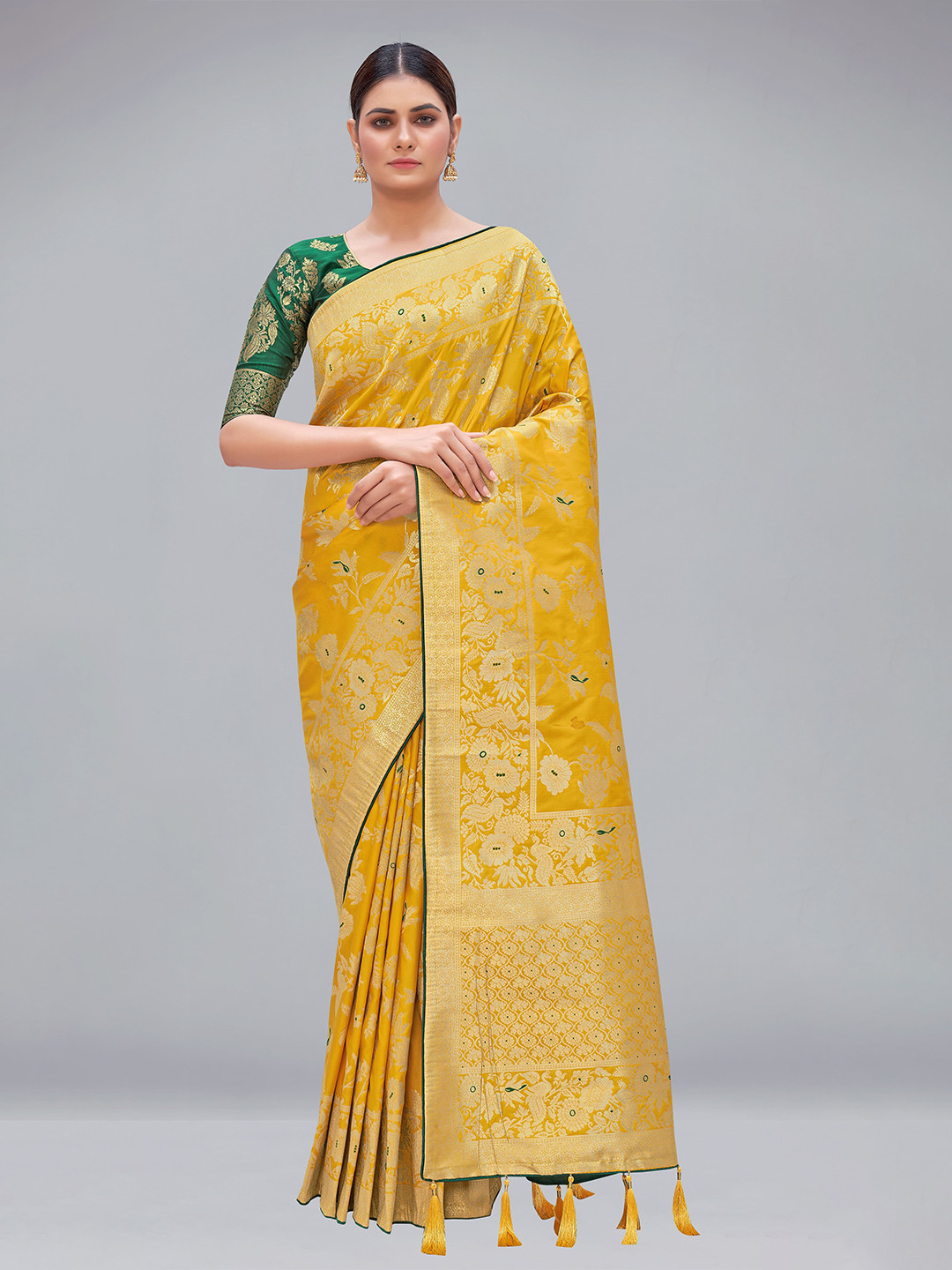 MONJOLIKA FASHION Yellow & Gold-Toned Floral Banarasi Saree