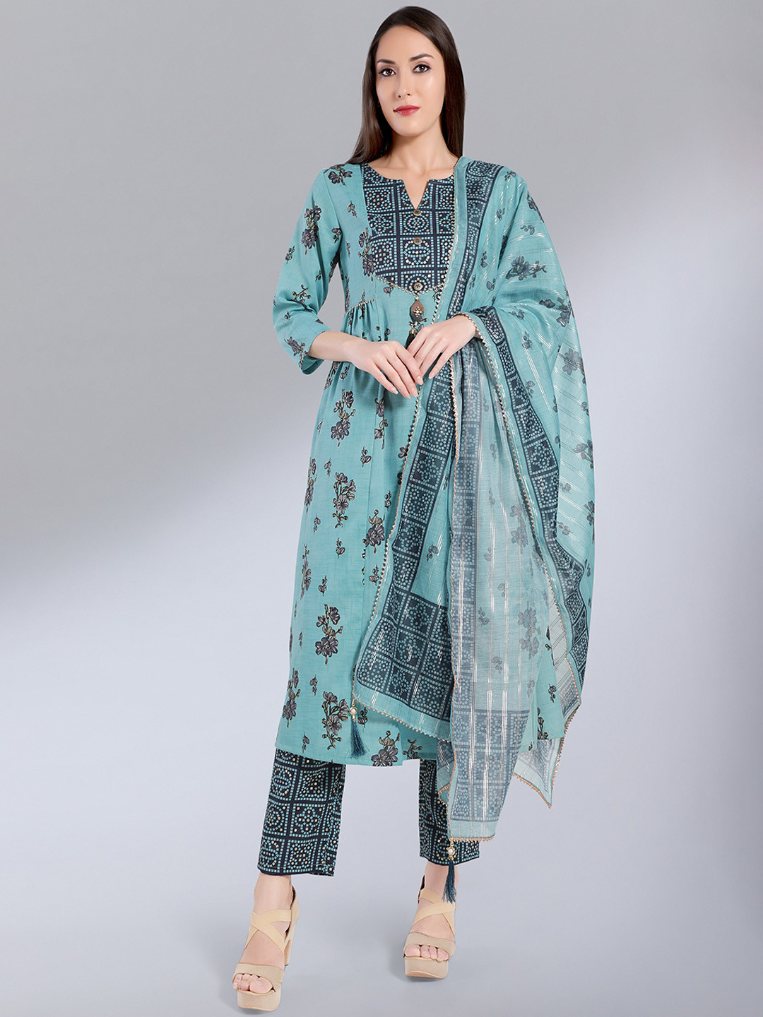 MADHURAM Women Peach-Coloured Floral Printed Kurta with Trousers & With Dupatta