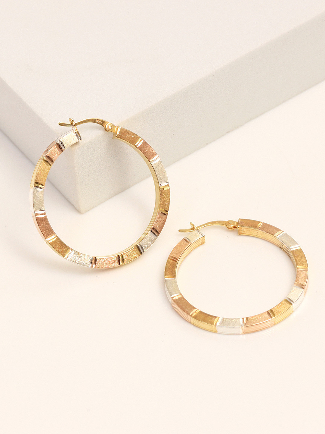 LeCalla 925 Sterling Silver 18K Gold-Plated Diamond-Cut Hoop Earrings