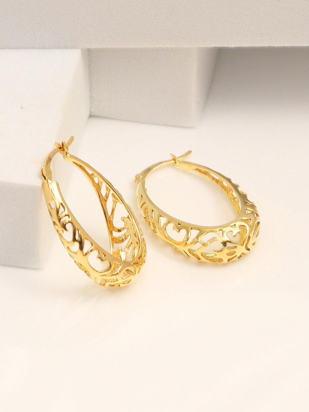 LeCalla 925 Sterling Silver 18K Gold Plated Oval Filigree Hoop Earrings