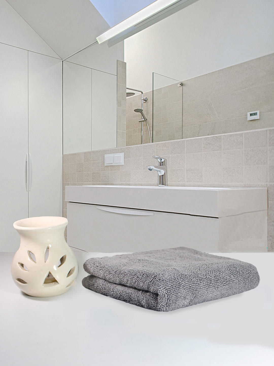 Heelium Grey Unisex Bamboo Super Soft & Quick Drying Home & Gym Hand Towel