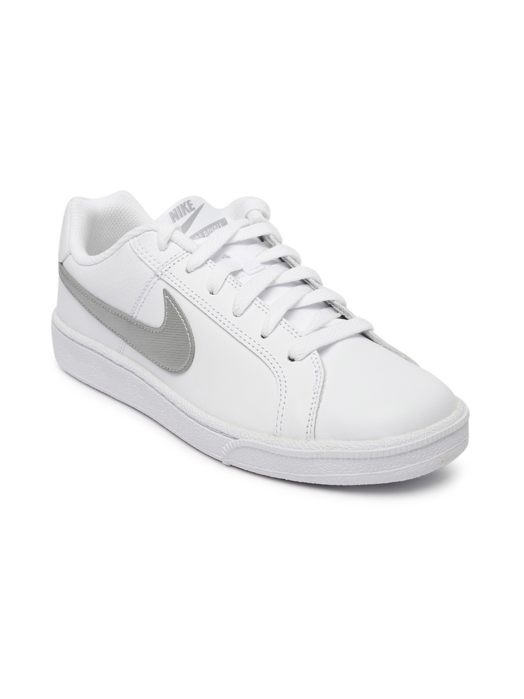 womens white nike casual shoes