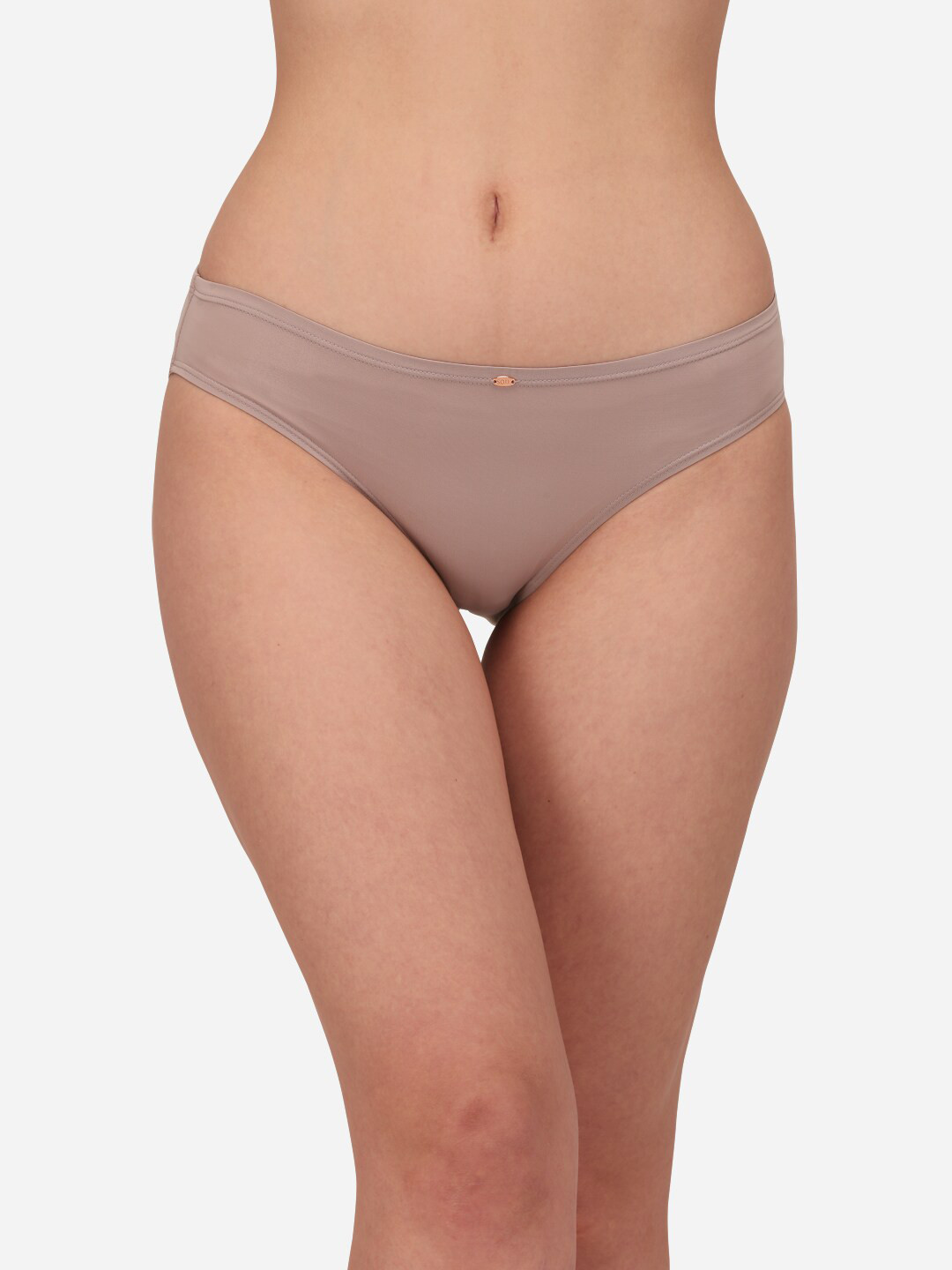 SOIE  Mid Rise No VPL Medium Coverage Ultra Soft Brief